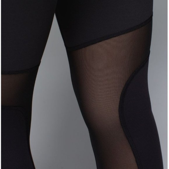 Lululemon Breathe Easy Mesh Panel Leggings - Picture 3 of 15